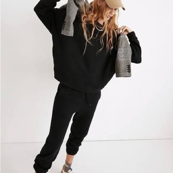 Madewell Tops - Madewell size xl sweatshirt black